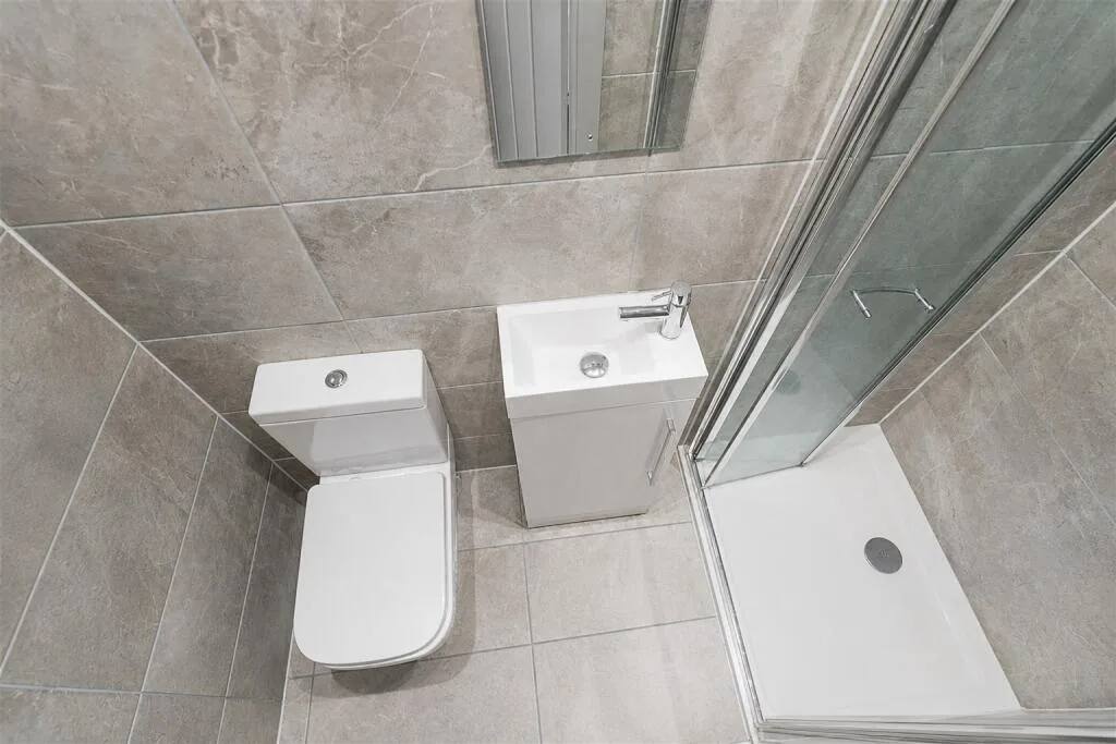 5 bedroom house for rent