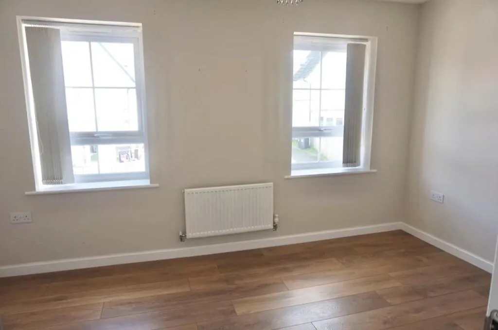 2 bedroom semi-detached house for rent
