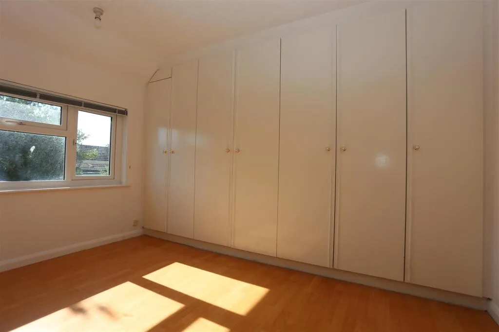 2 bedroom house for rent