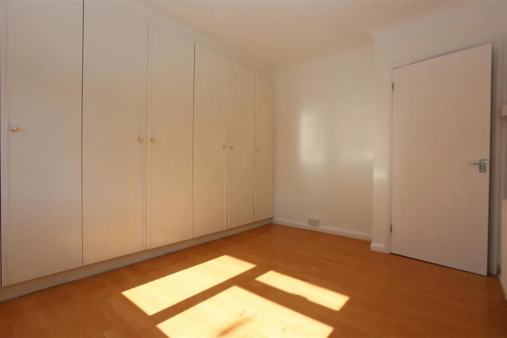 2 bedroom house for rent