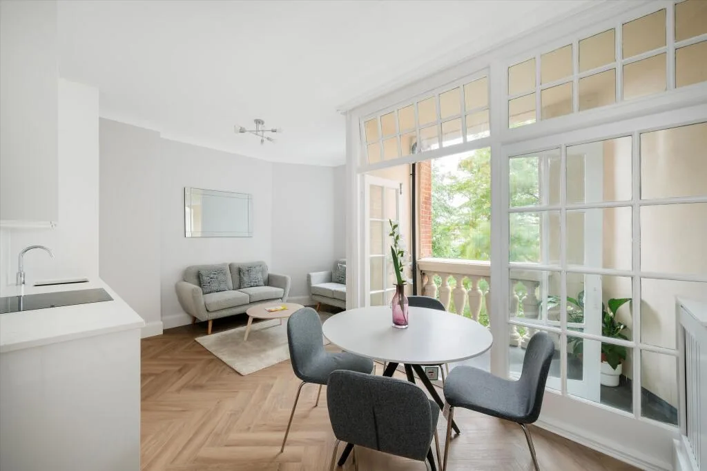 2 bedroom flat for rent