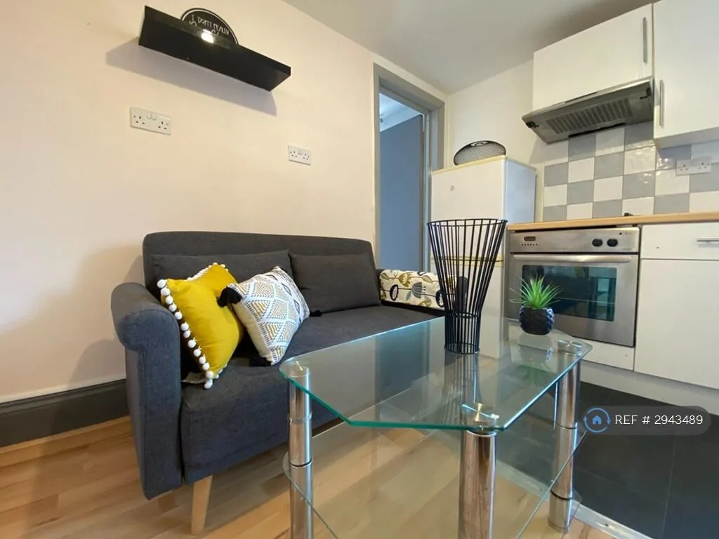 1 bedroom flat for rent