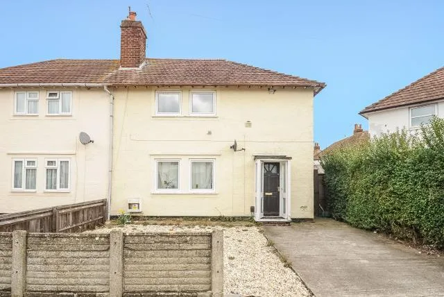 5 bedroom terraced house for rent