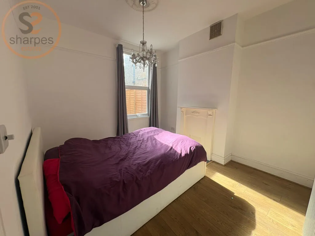 1 bedroom maisonette for rent