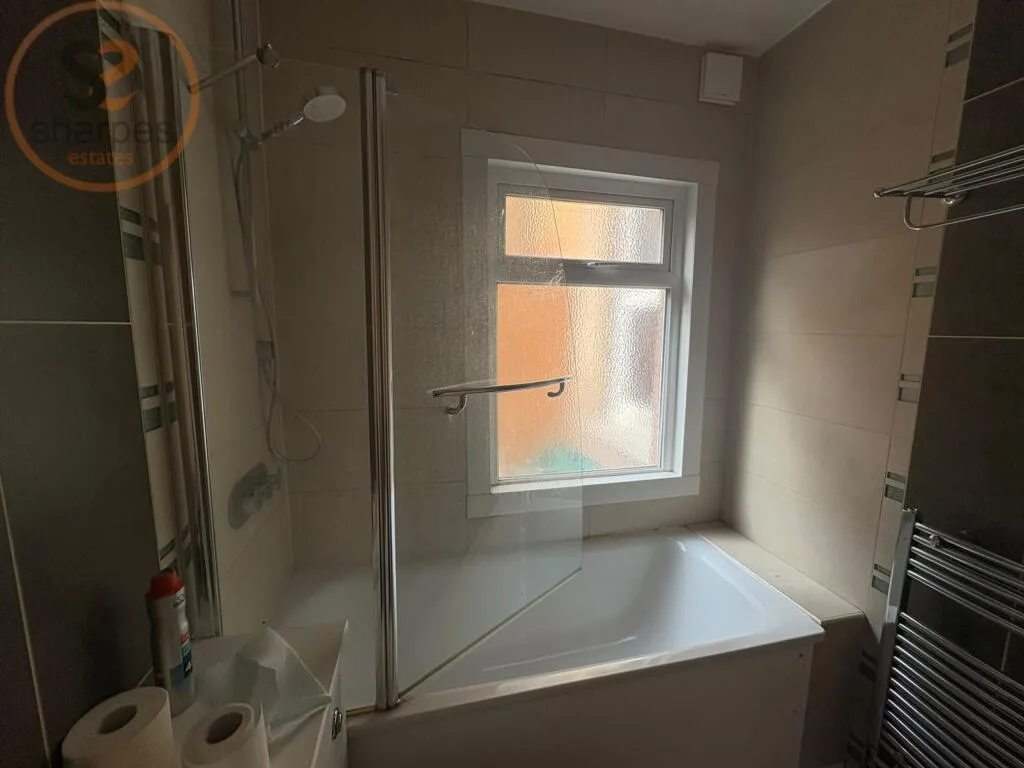 1 bedroom maisonette for rent