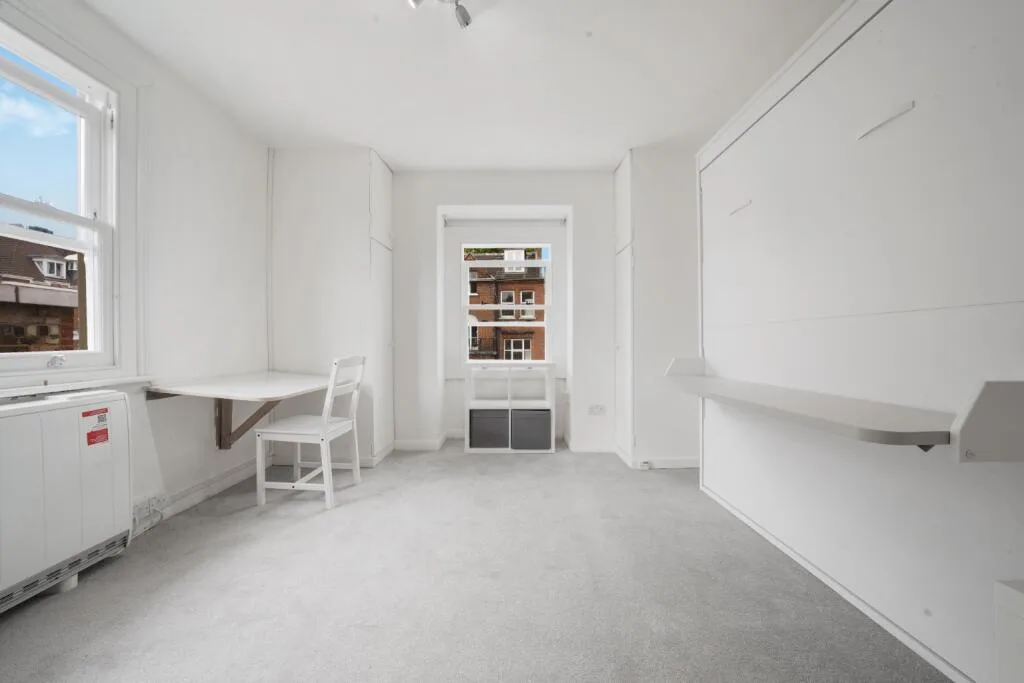 Studio flat for rent