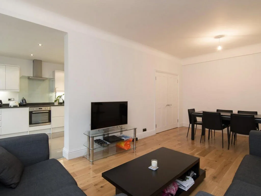2 bedroom flat for rent