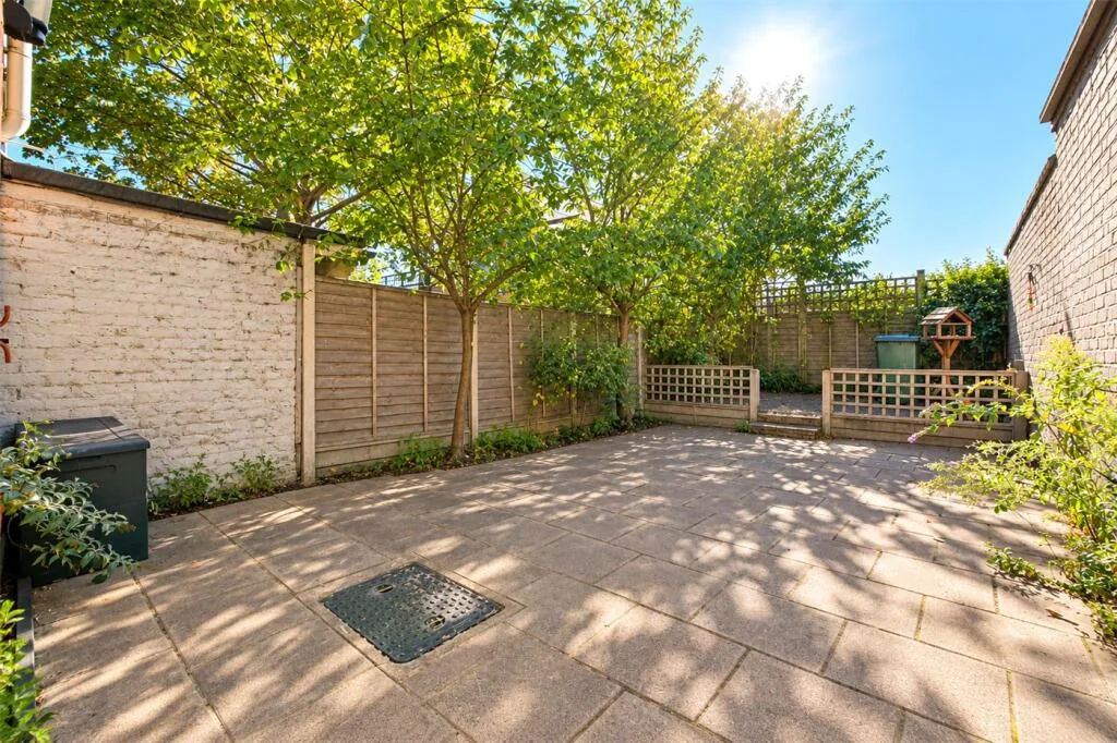 3 bedroom terraced house for rent