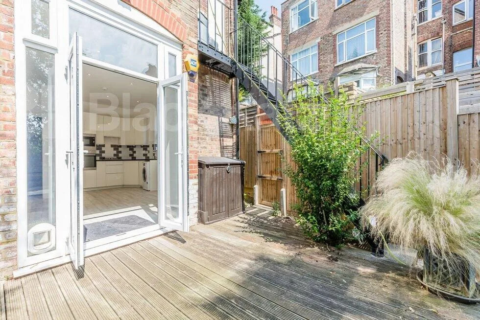 2 bedroom flat for rent