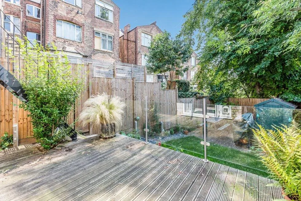 2 bedroom flat for rent
