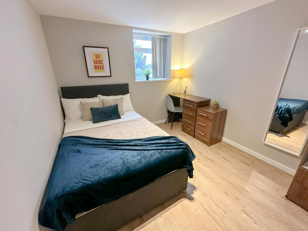 6 bedroom terraced house for rent