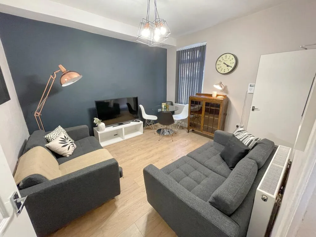 4 bedroom terraced house for rent