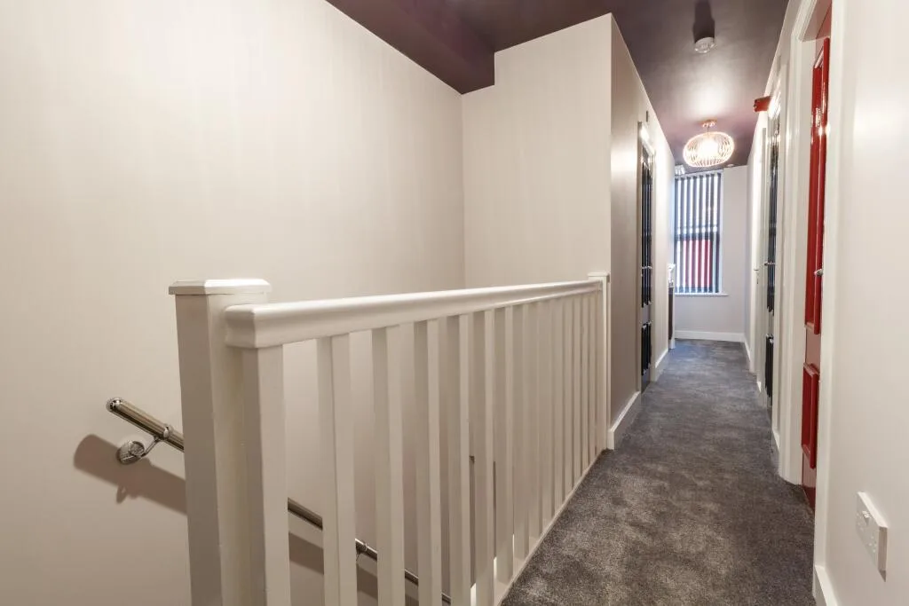 6 bedroom terraced house for rent
