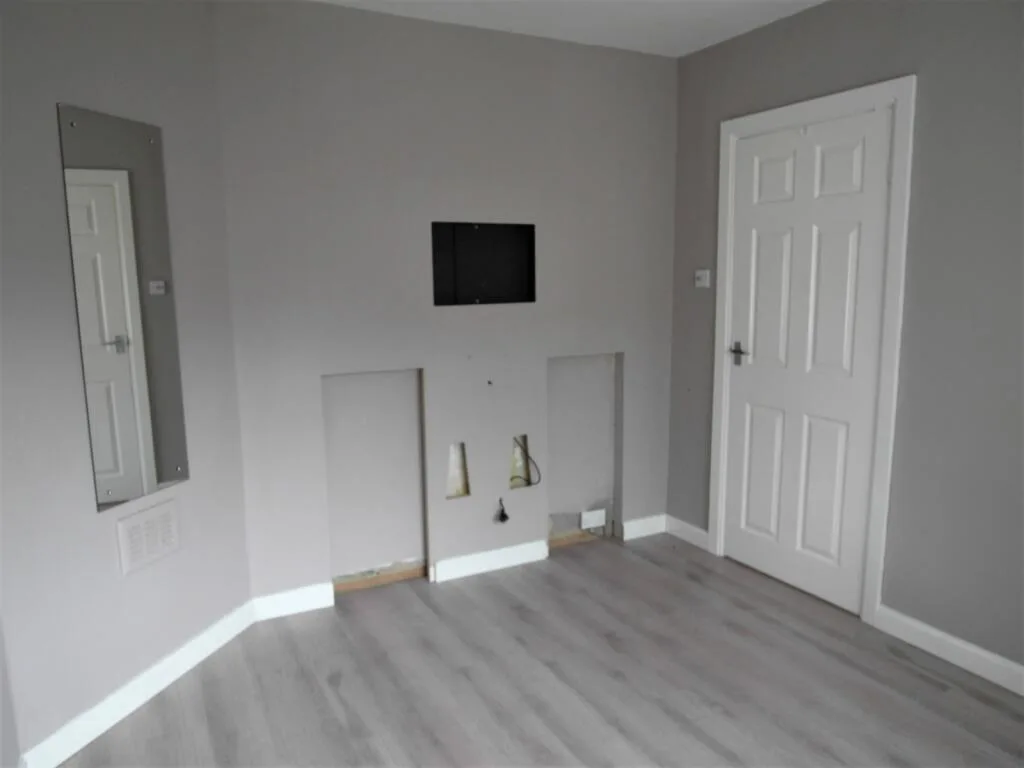2 bedroom semi-detached house for rent