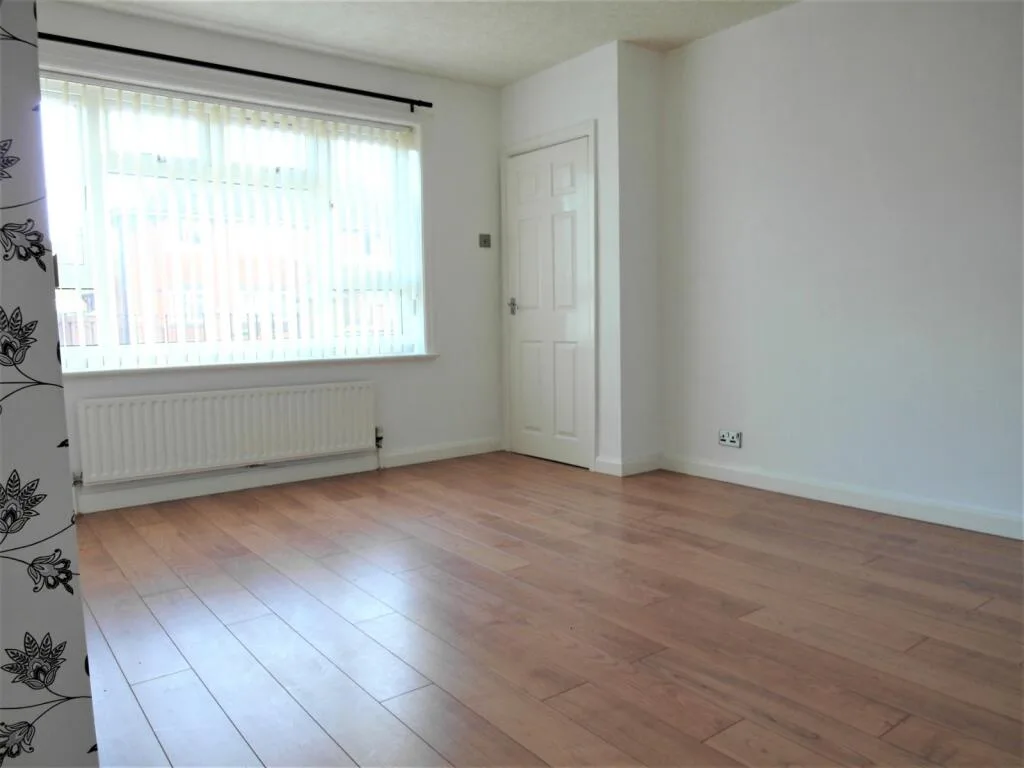 2 bedroom semi-detached house for rent