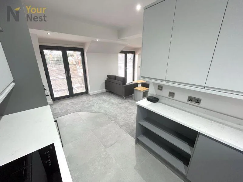 3 bedroom flat for rent