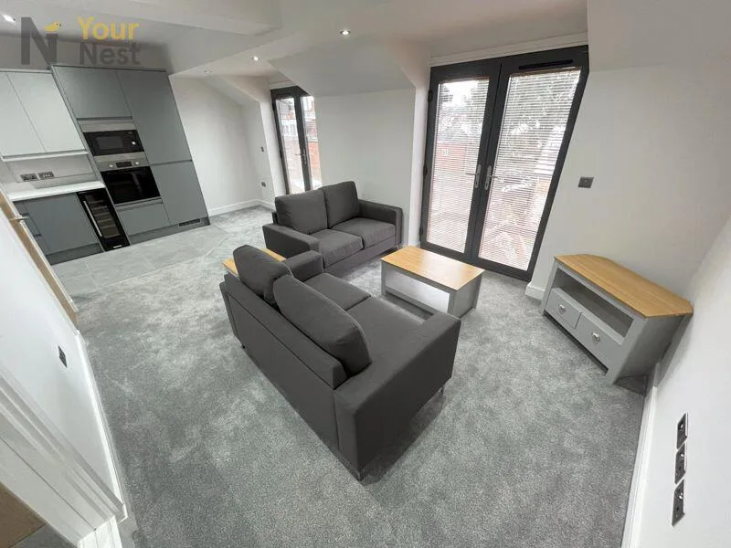 3 bedroom flat for rent