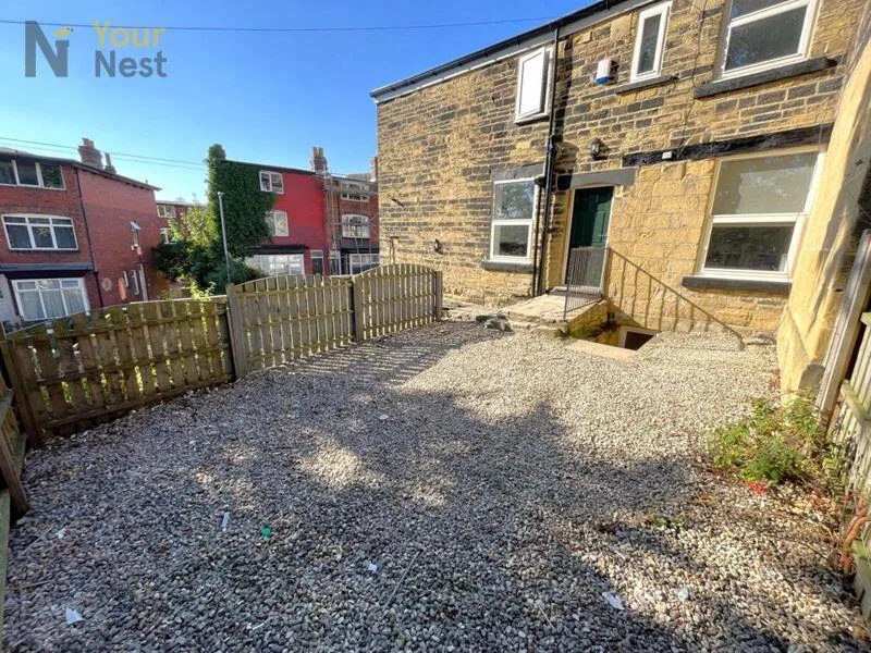 4 bedroom cottage for rent