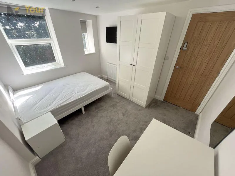 4 bedroom cottage for rent