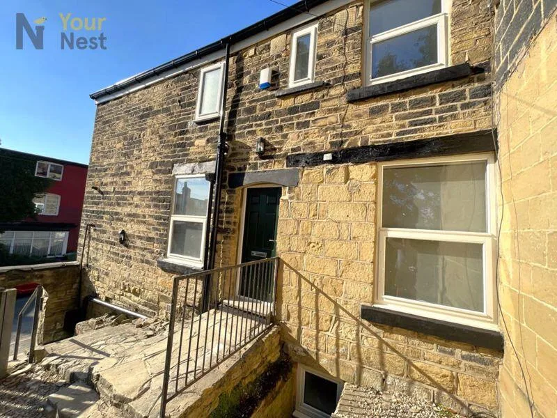 4 bedroom cottage for rent