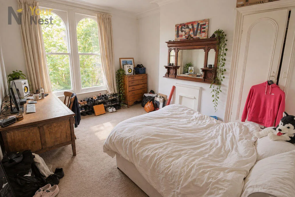 6 bedroom terraced house for rent