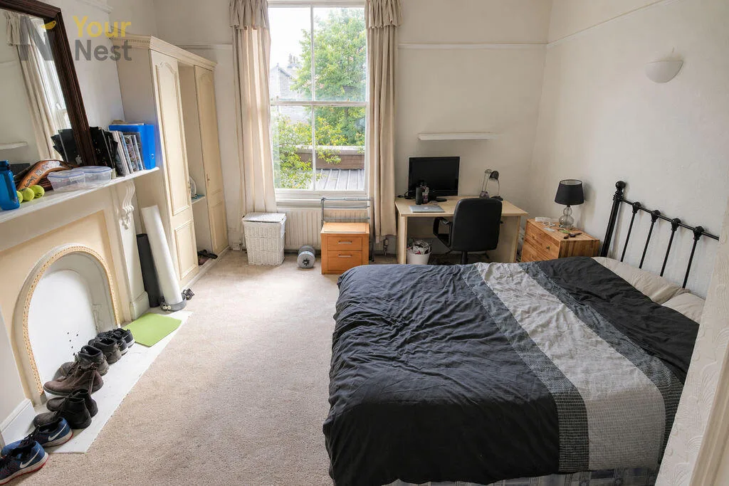 6 bedroom terraced house for rent