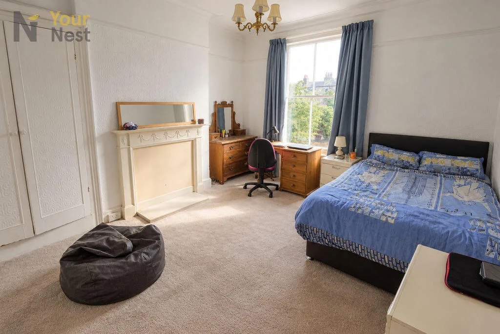 6 bedroom terraced house for rent