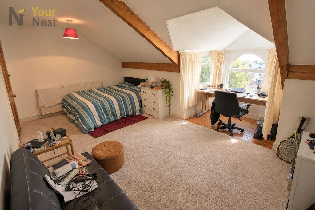 6 bedroom terraced house for rent