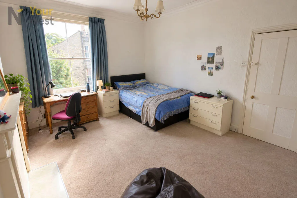7 bedroom house for rent