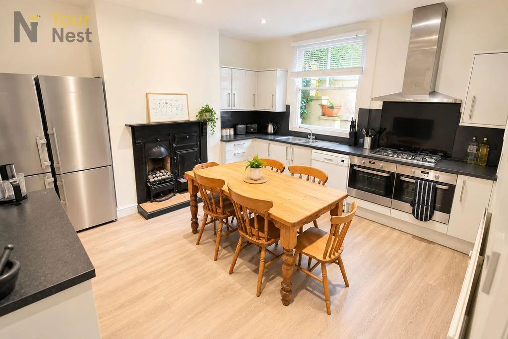 7 bedroom house for rent