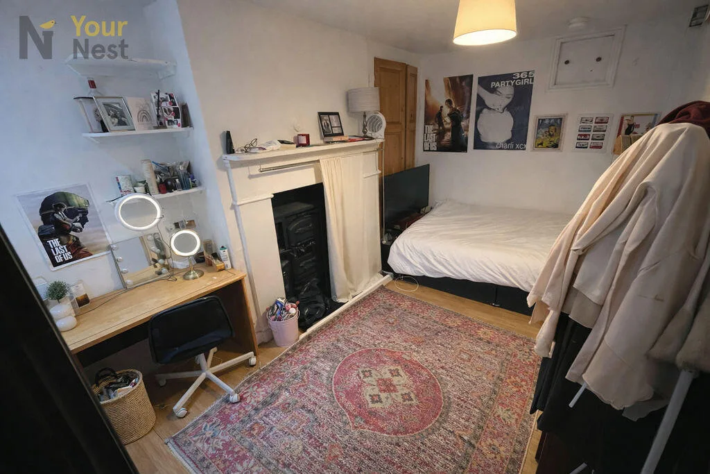 7 bedroom terraced house for rent