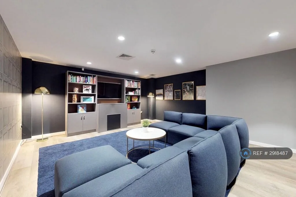 Studio flat for rent