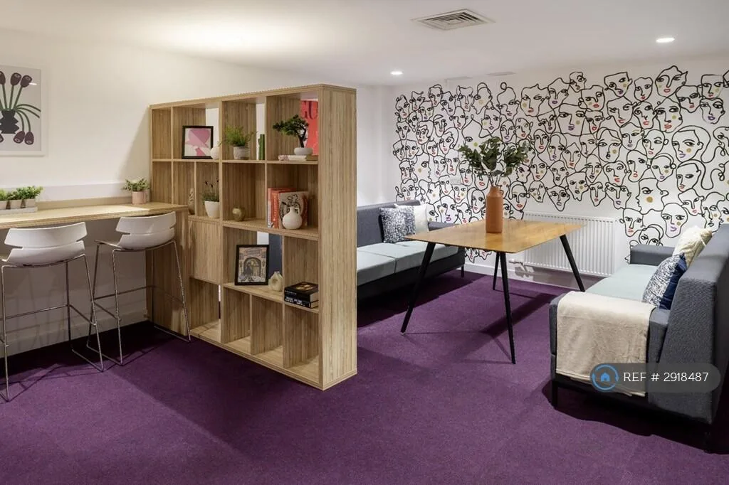 Studio flat for rent