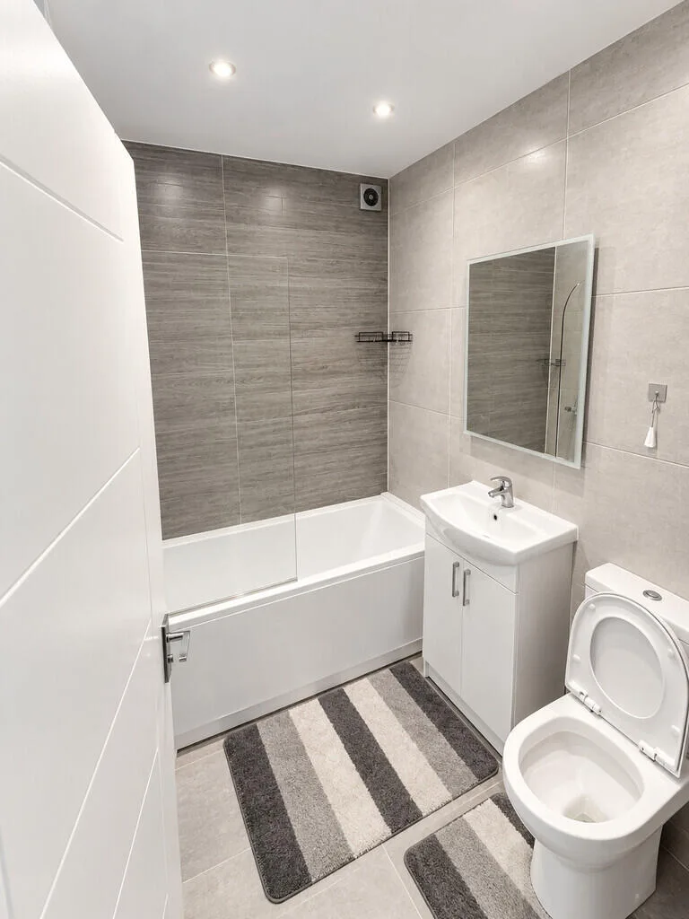 2 bedroom ground floor flat for rent