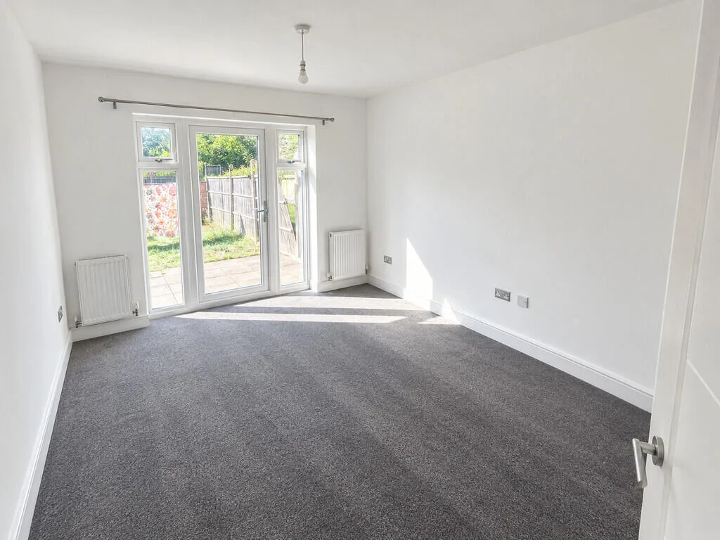 2 bedroom ground floor flat for rent