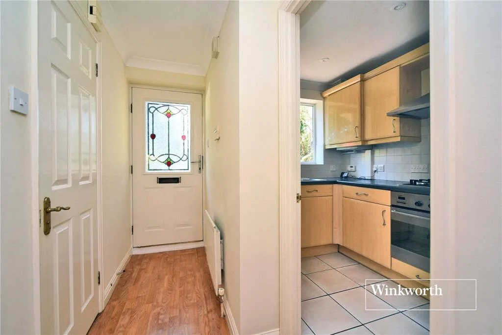 2 bedroom end of terrace house for rent