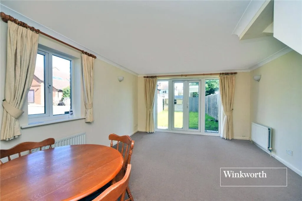 2 bedroom end of terrace house for rent