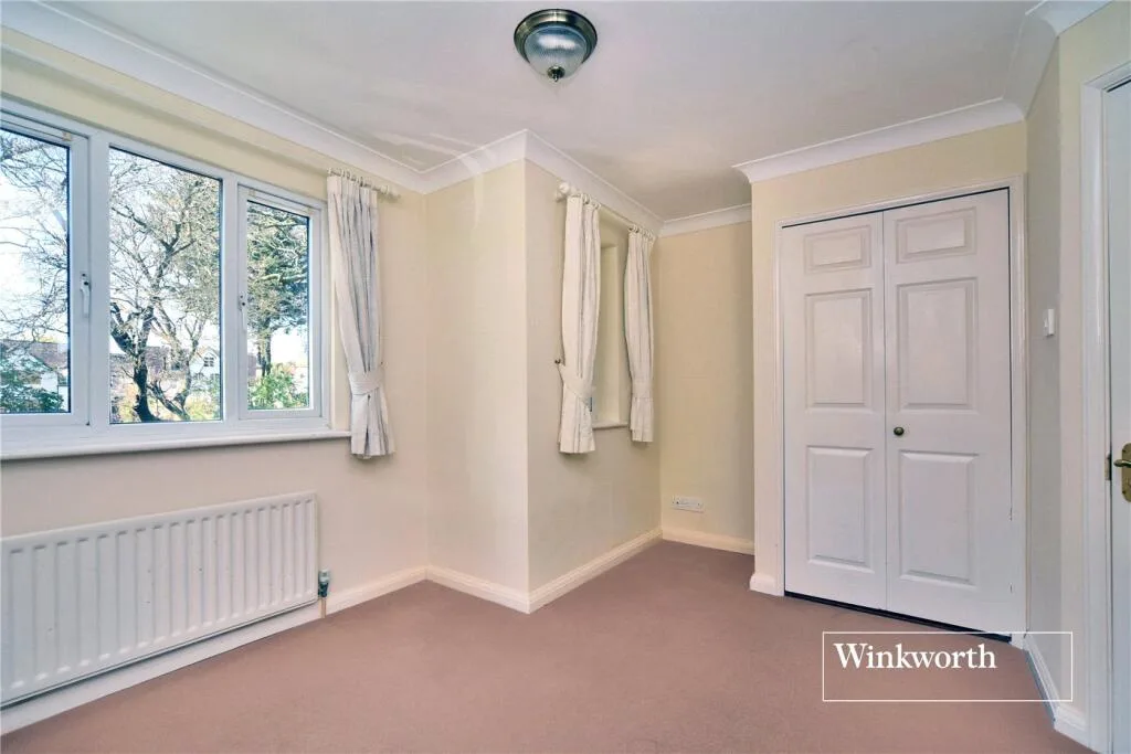 2 bedroom end of terrace house for rent