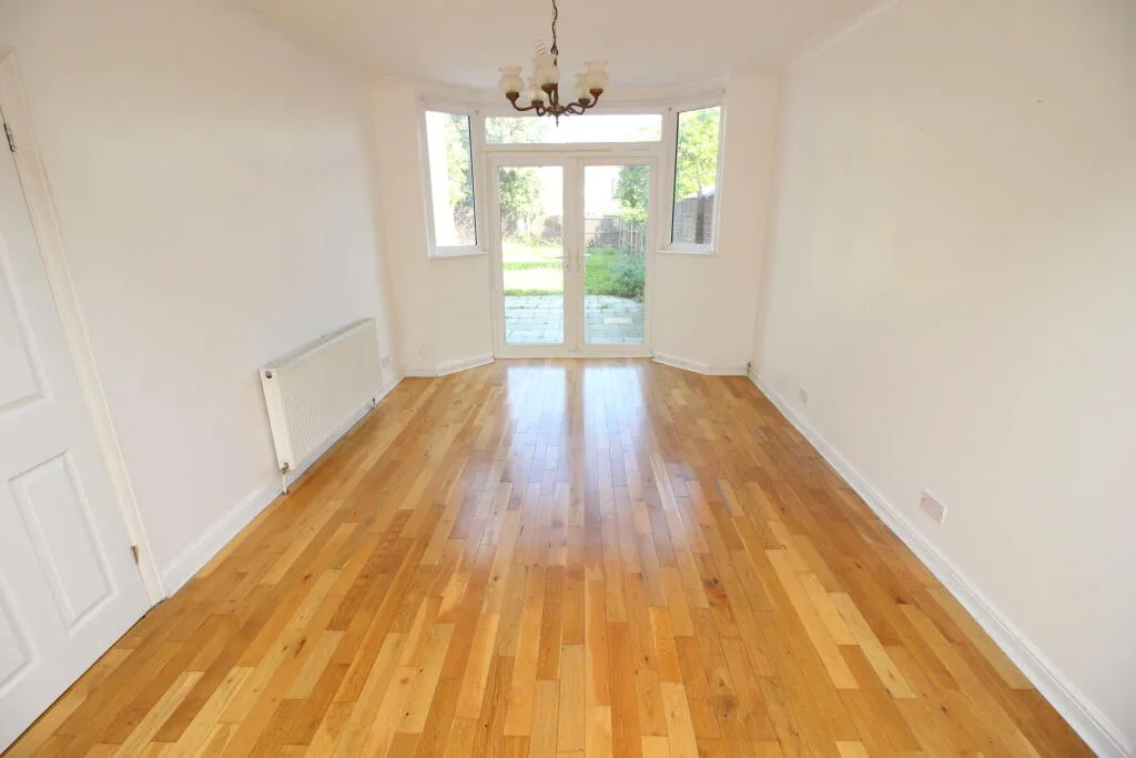 3 bedroom detached house for rent