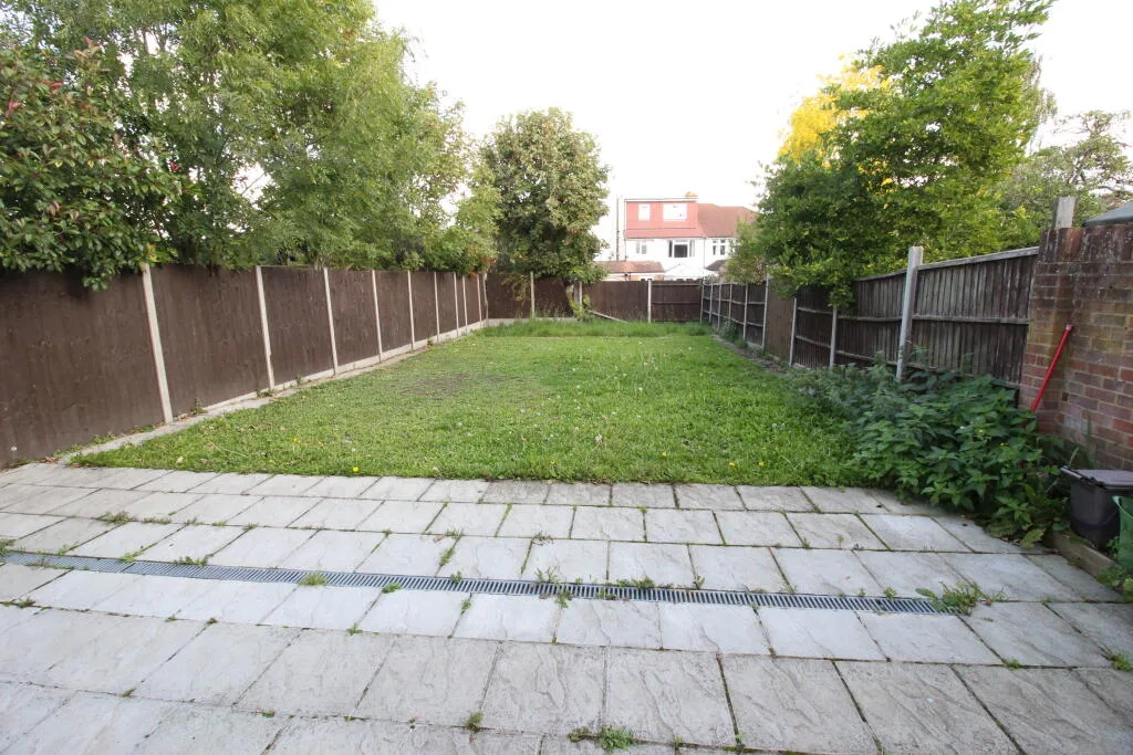 3 bedroom detached house for rent