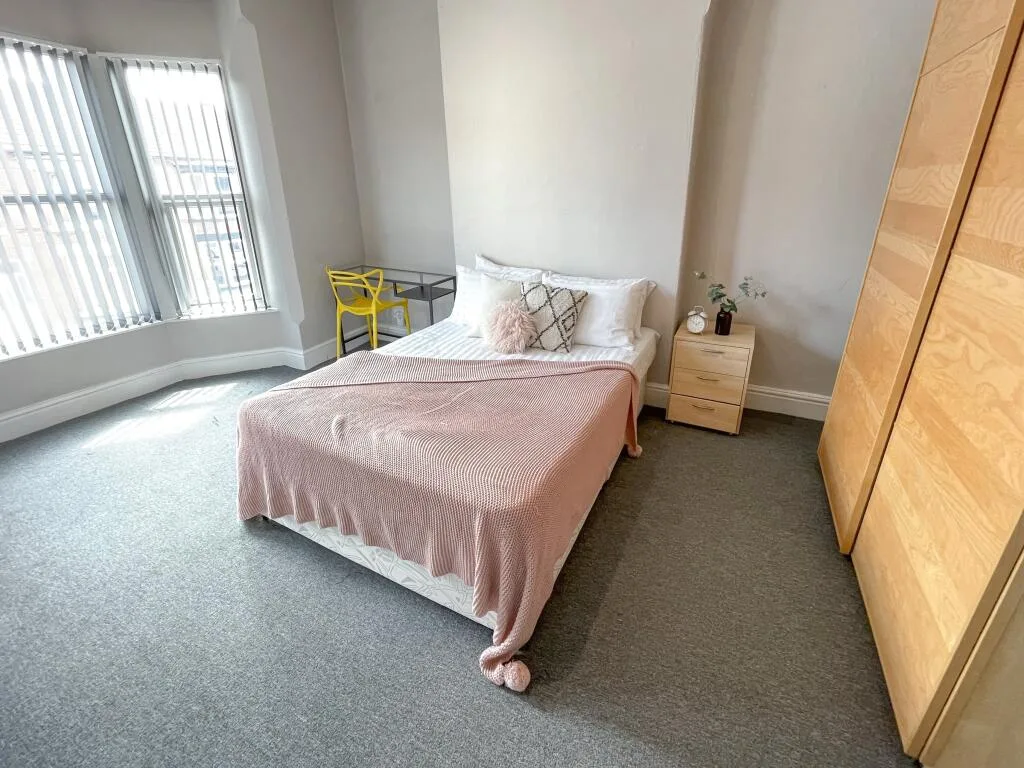 4 bedroom terraced house for rent