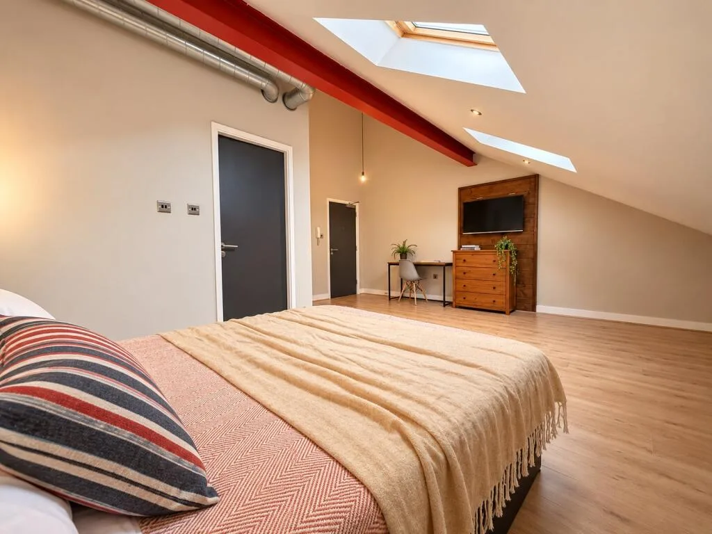6 bedroom house for rent