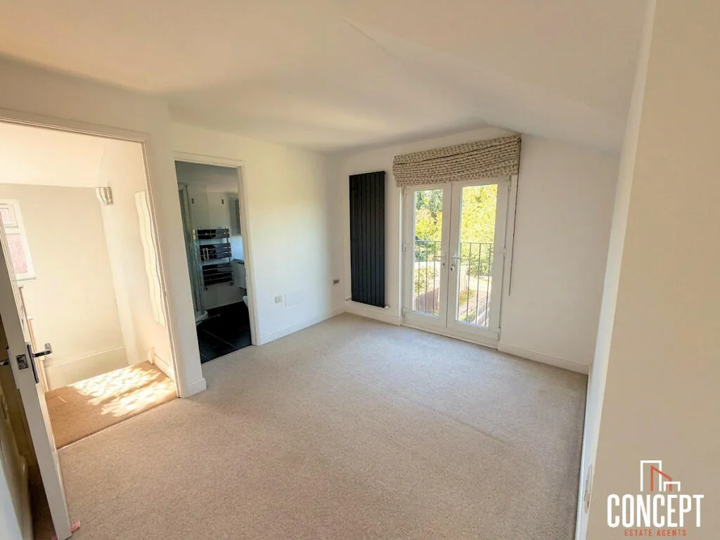 4 bedroom semi-detached house for rent