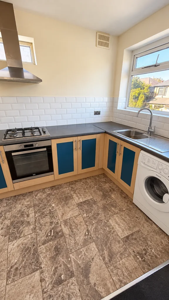 3 bedroom flat for rent