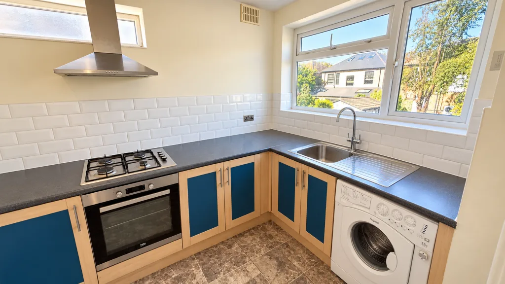 3 bedroom flat for rent