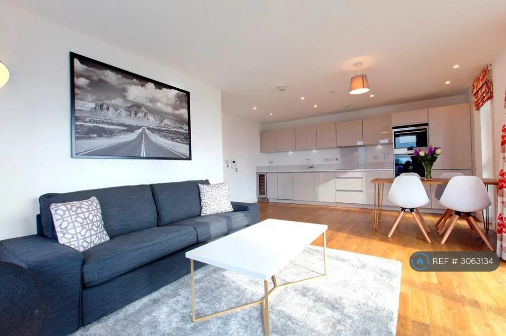 3 bedroom flat for rent