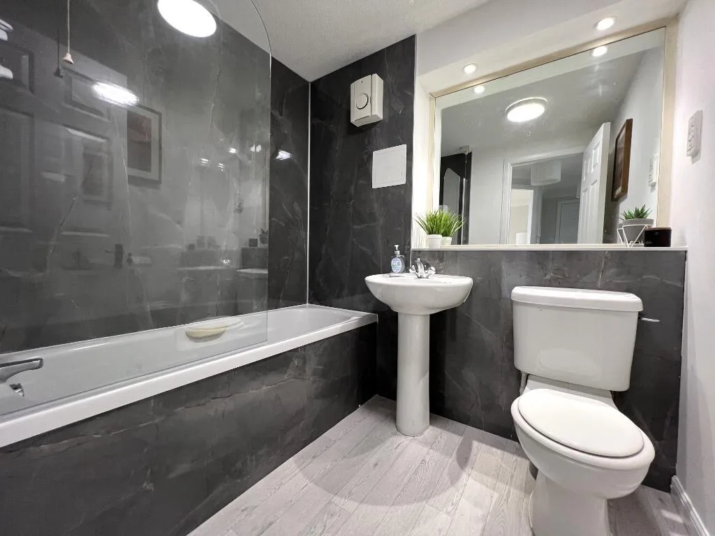 2 bedroom flat for rent