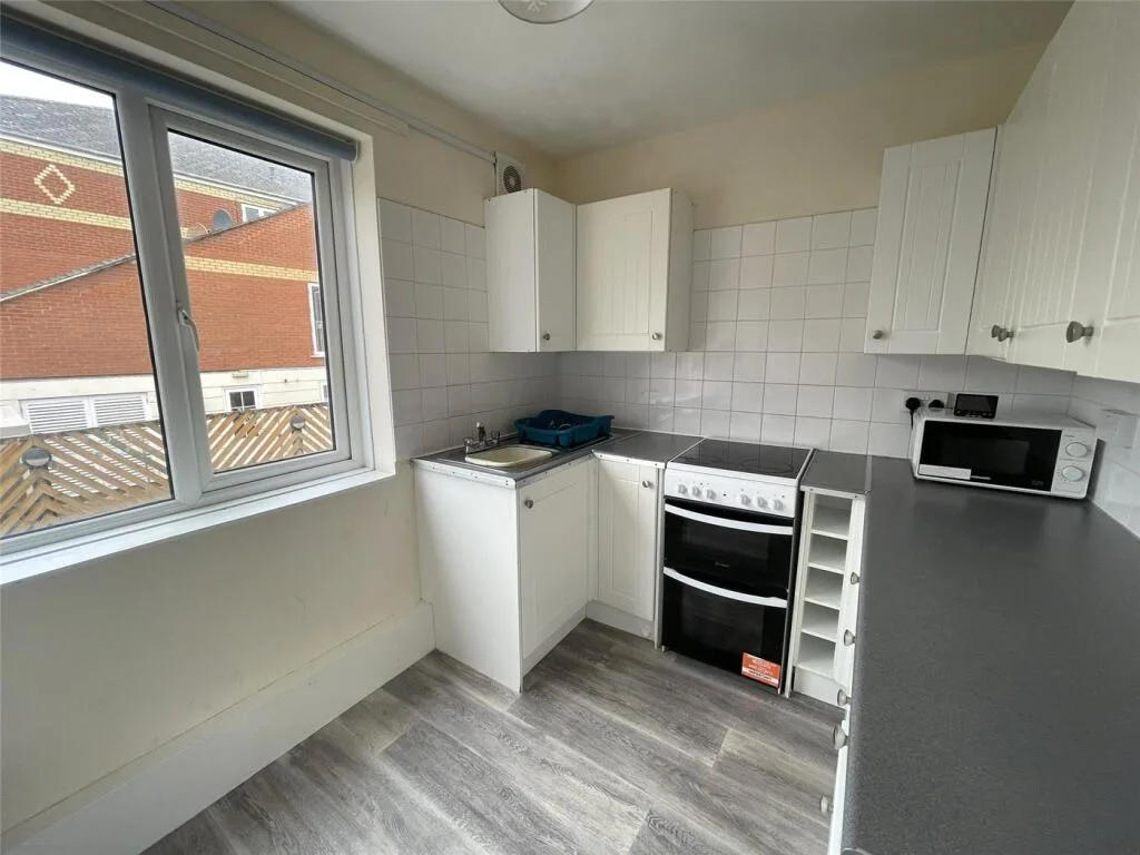 4 bedroom terraced house for rent
