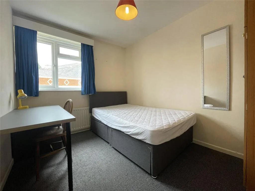 4 bedroom terraced house for rent
