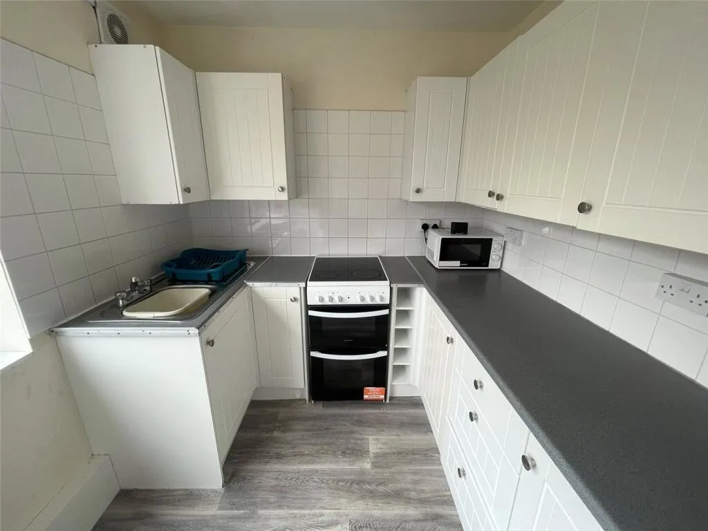 4 bedroom terraced house for rent